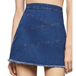 NWT - BCBG Frayed Denim Mini Skirt Medium Wash